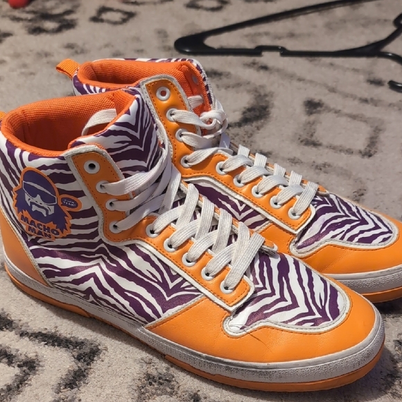 Ooooh Yeah! Macho Man Randy Savage Hi Tops - Orange and Purple - Picture 2 of 4